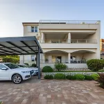 Residenca * Novi Vinodolski