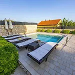 Residenca * Novi Vinodolski