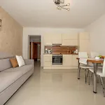 Residenca *