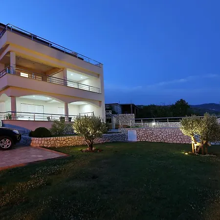 Residenca * Novi Vinodolski
