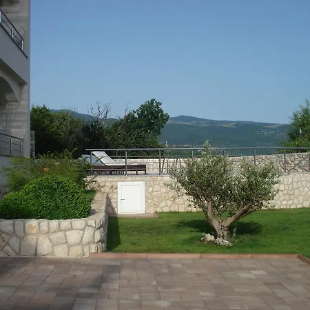 Apartment Residenca Novi Vinodolski