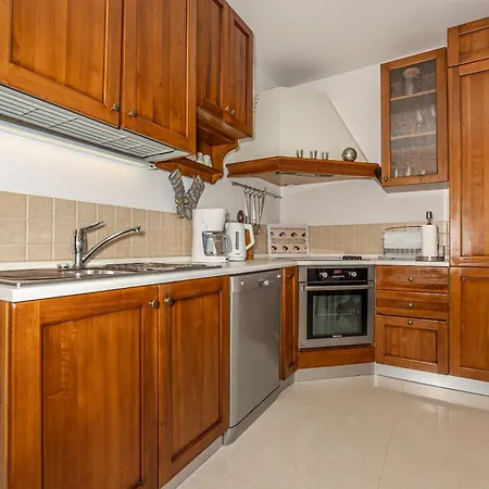 Residenca * Novi Vinodolski