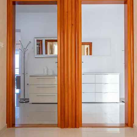 Residenca Lägenhet Novi Vinodolski