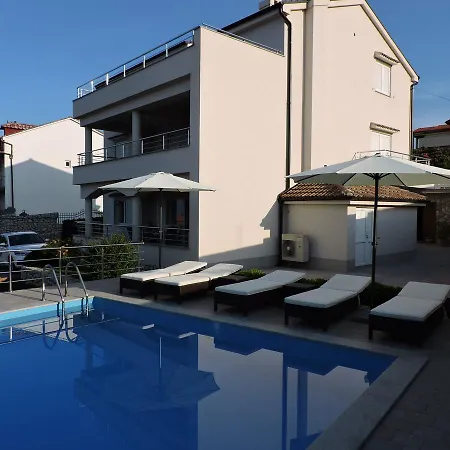 Apartment Residenca Novi Vinodolski
